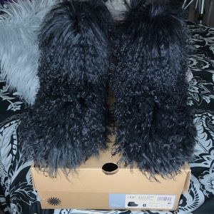 Black Fluff Mama Uggs